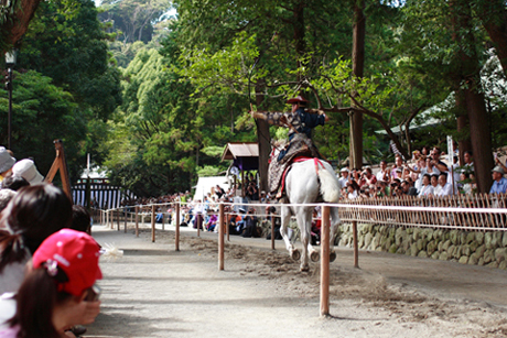 鶴岡八幡宮　流鏑馬神事