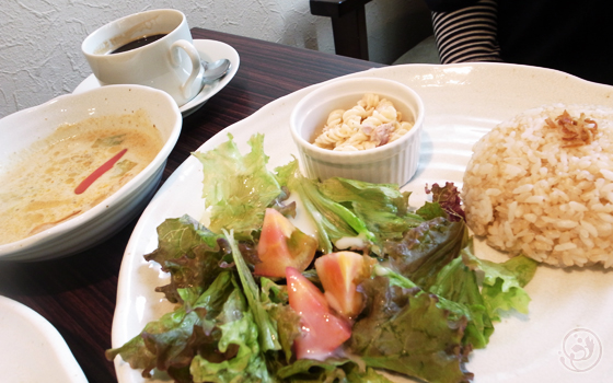 Root ☆ Cafe ココナッツカレー